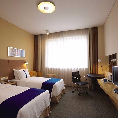 Holiday Inn Express Langfang New Chaoyang By Ihg Exterior foto